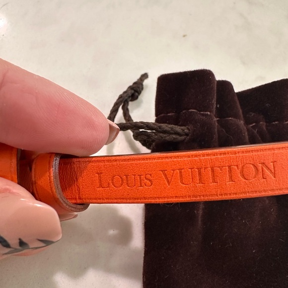 AUTHENTIC LOUIS VUITTON LEATHER BRACELET MAISON FONDEE EN 1854 ORANGE GOLD - Picture 3 of 10